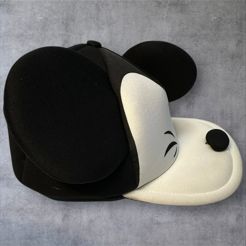 Disney Character Foam Hat Lot Mickey‎ Mouse Pluto Euro Disney One Size